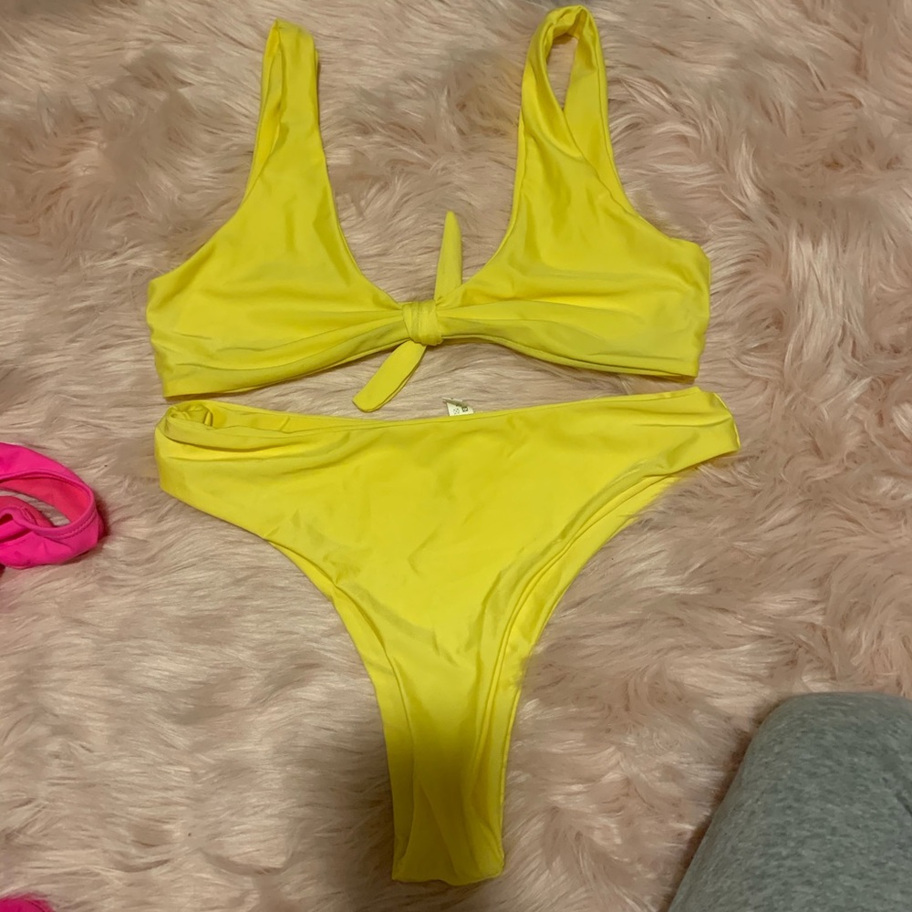 Yellow bikini - never worn - M top & bottom